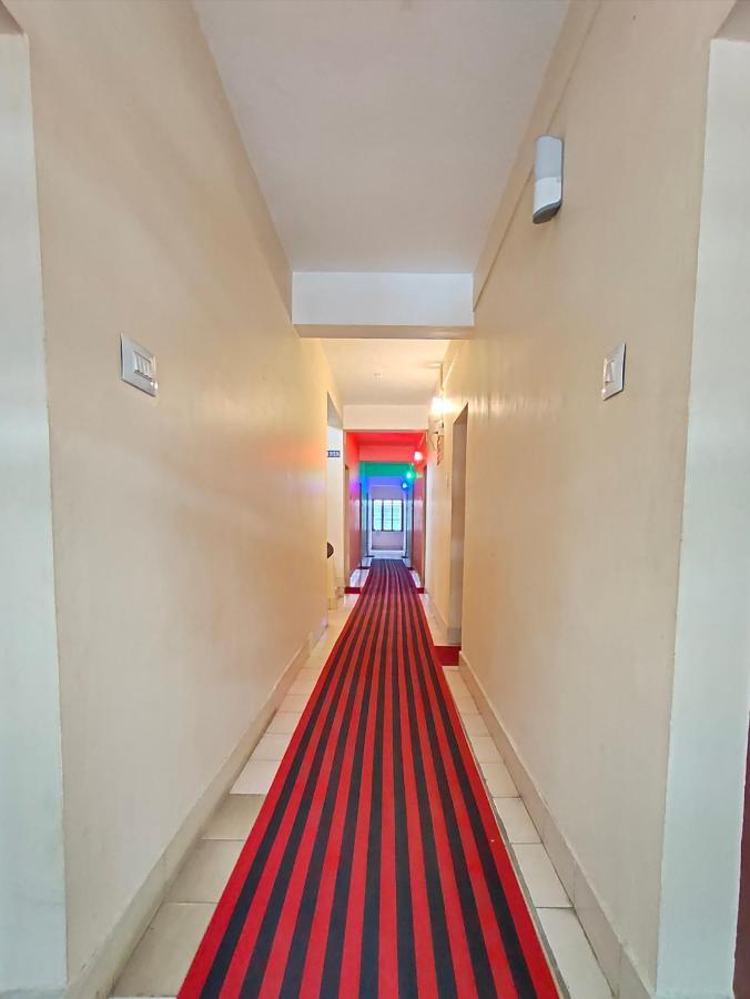 Perintalmanna Malabar Residency酒店 外观 照片