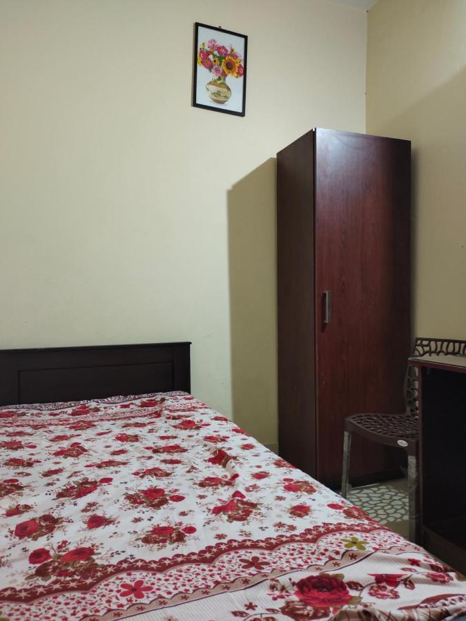 Perintalmanna Malabar Residency酒店 外观 照片